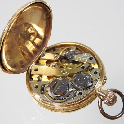 Lot 100 - An 18 carat gold pocket watch
