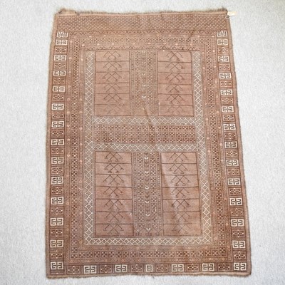 Lot 246 - A small Hamadan rug
