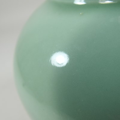 Lot 117 - A Chinese celadon vase