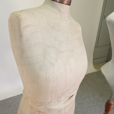 Lot 419 - A dressmaker's dummy