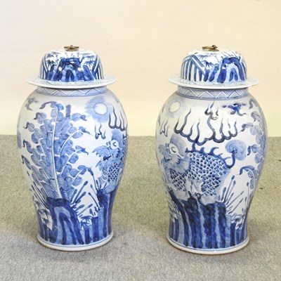 Lot 530 - A pair of Chinese blue  and white ginger jars