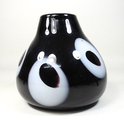 Lot 129 - A studio glass vase