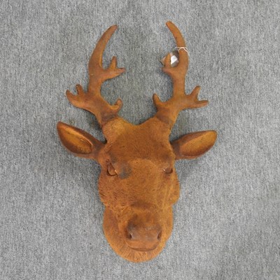 Lot 39 - A rusted metal model of a deer head