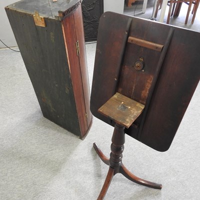 Lot 505 - A George III hanging corner cabinet