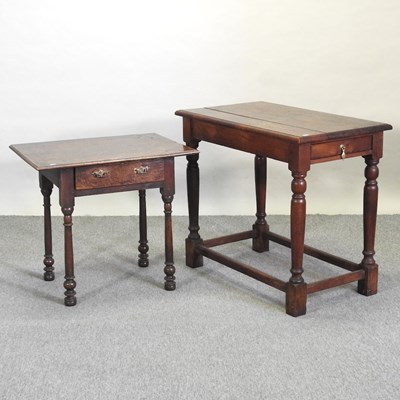 Lot 511 - An 18th century oak side table