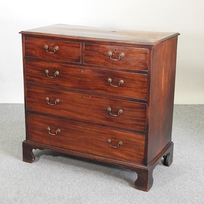 Lot 512 - A George III mahogany chest