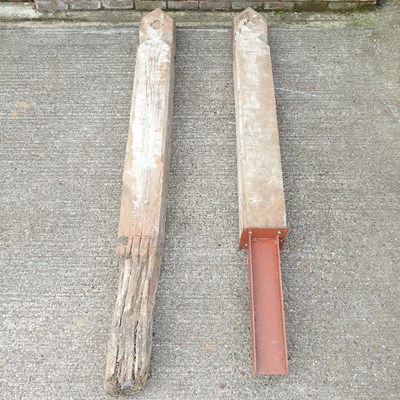 Lot 319 - A pair of large wooden gateposts