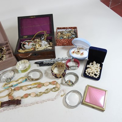 Lot 61 - A collection of costume jewellery and watches