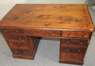 Lot 451 - A Victorian oak pedestal desk