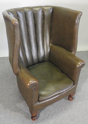 Lot 610 - An early 20th century porter's chair
