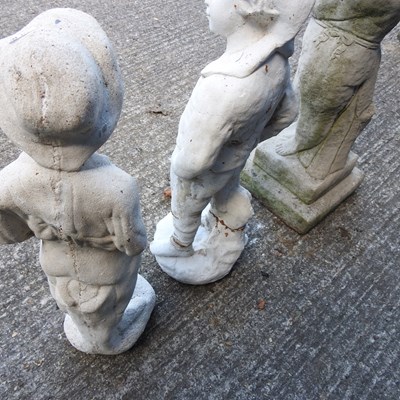 Lot 371 - A cast stone garden figural stand