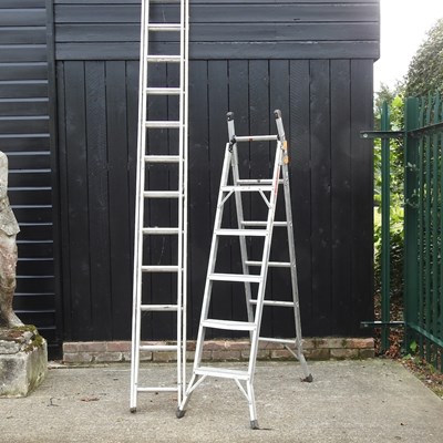 Lot 416 - An aluminium ladder