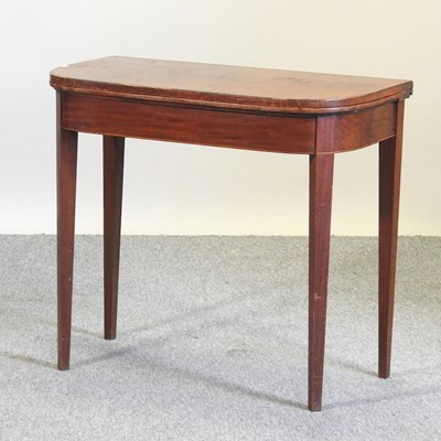 Lot 160 - A George III mahogany tea table