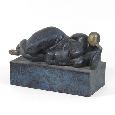 Lot 609 - A patinated bronze modernist sculpture