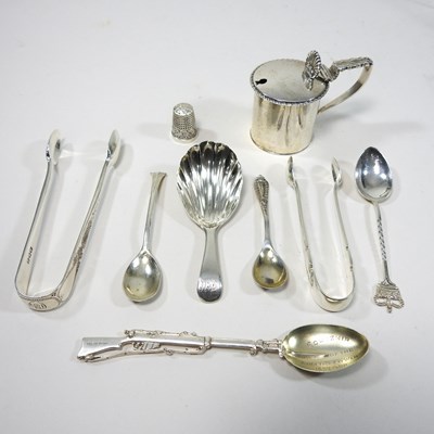 Lot 323 - A George III silver caddy spoon