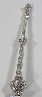 Lot 4 - A Dutch silver apostle spoon