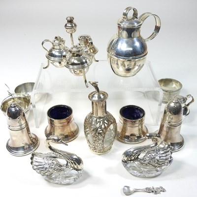 Lot 337 - A collection of silver and plated items