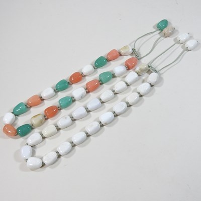 Lot 559 - A Lola Rose polished stone bead necklace