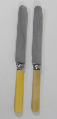 Lot 90 - An early 20th century canteen of cutlery