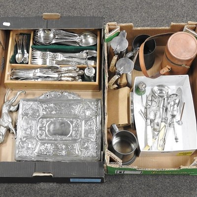 Lot 602 - Two boxes of silver plated items