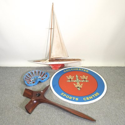 Lot 448 - A vintage wooden propeller