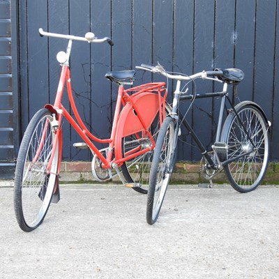 Lot 316 - A mid 20th century Dutch red painted bicycle