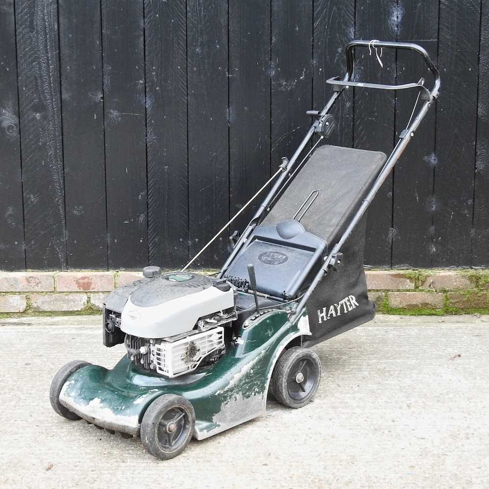 Lot 314 - A Hayter Ranger petrol lawn mower