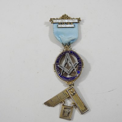 Lot 30 - A collection of Masonic items