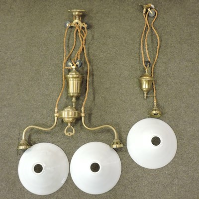 Lot 118 - A brass adjustable ceiling light