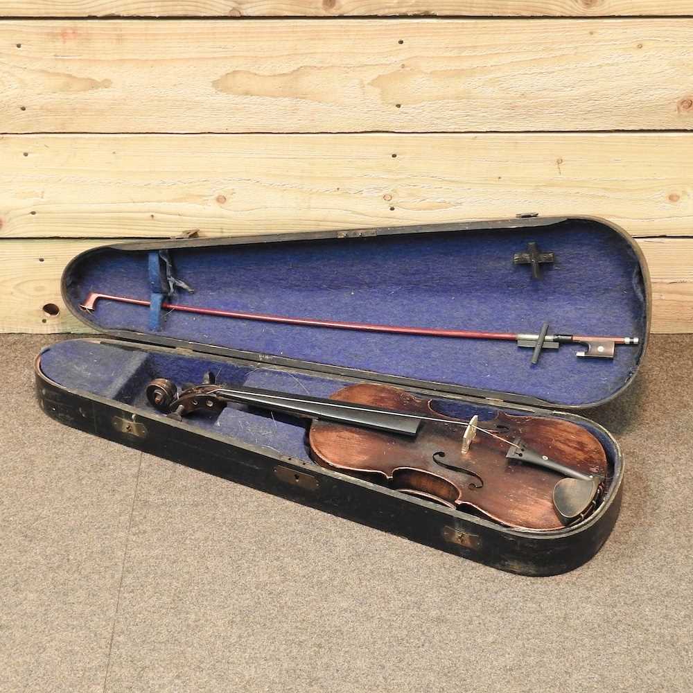 Lot 156 - An antique violin