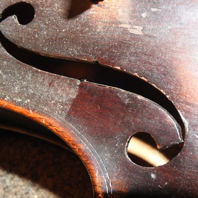 Lot 156 - An antique violin