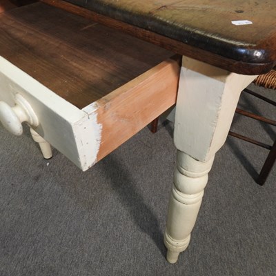 Lot 408 - A Victorian dining table