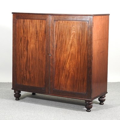 Lot 433 - A 19th century mahogany cabinet