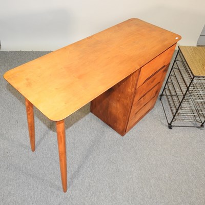 Lot 682 - A mid 20th century desk