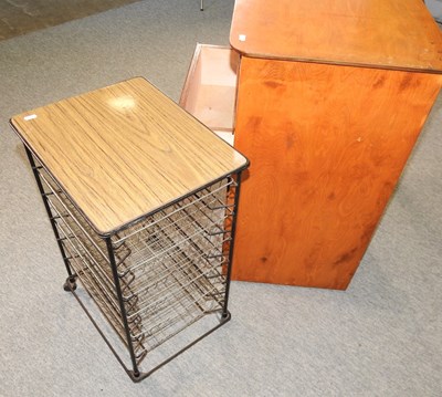 Lot 682 - A mid 20th century desk