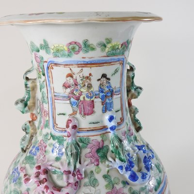 Lot 53 - An early 20th century Chinese porcelain famille verte vase