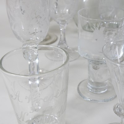 Lot 167 - A collection of 19th and 20th century glassware