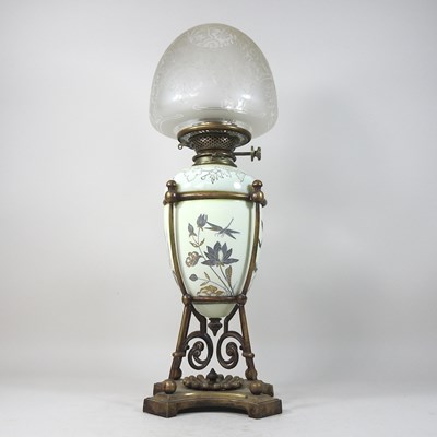 Lot 36 - An 19th century opaline and brass oil lamp