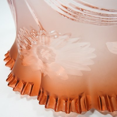 Lot 66 - An amber glass frilled glass oil lamp shade