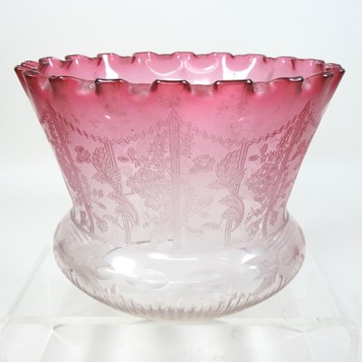 Lot 68 - An etched glass oil lamp shade