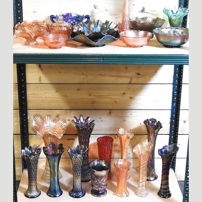 Lot 513 - Two shelves of carnival and coloured glass