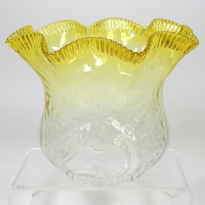 Lot 92 - A yellow glass oil lamp shade