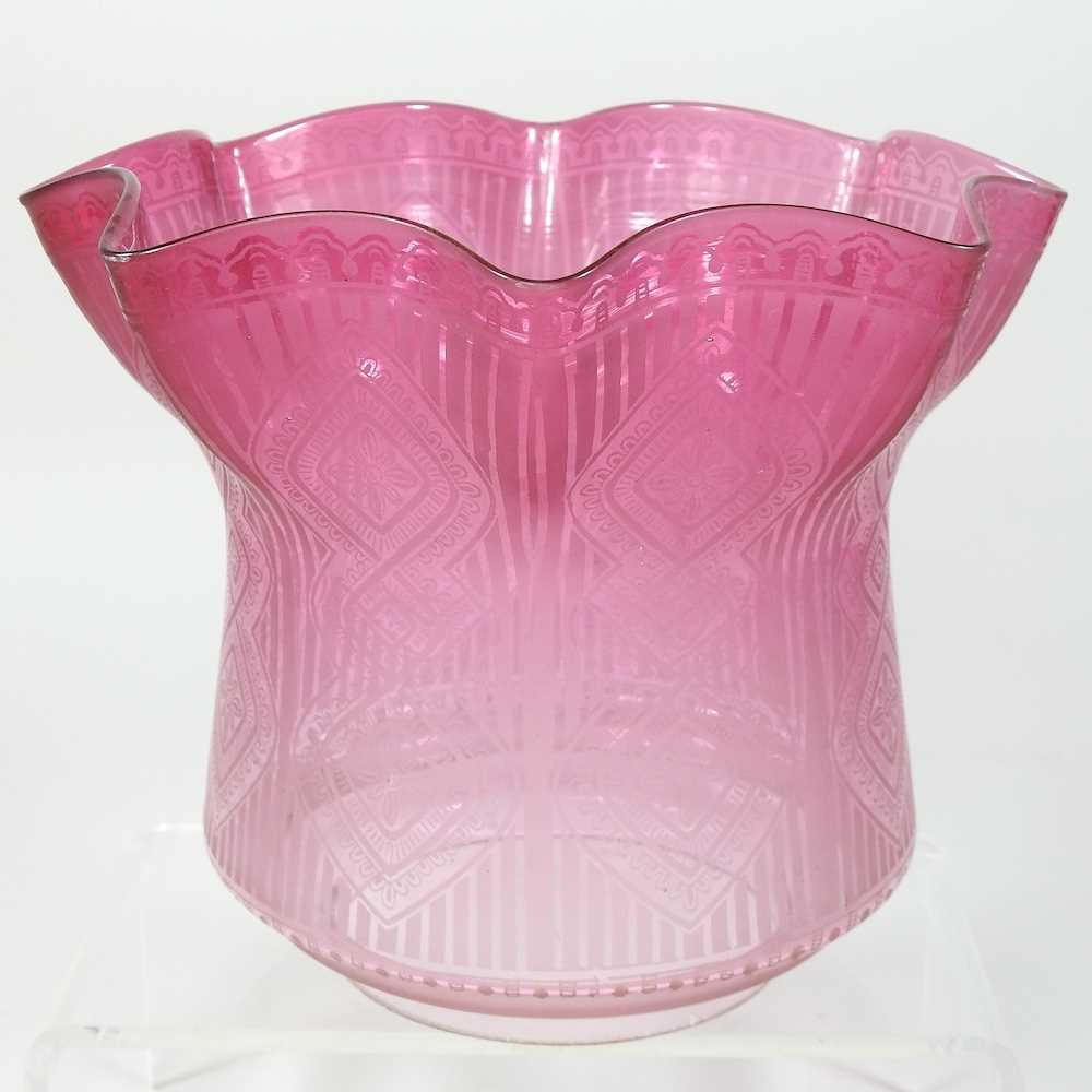 Lot 78 - A red glass oil lamp shade