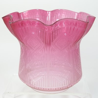 Lot 78 - A red glass oil lamp shade