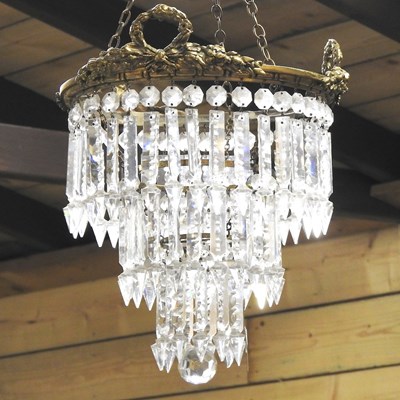 Lot 181 - A three tier chandelier
