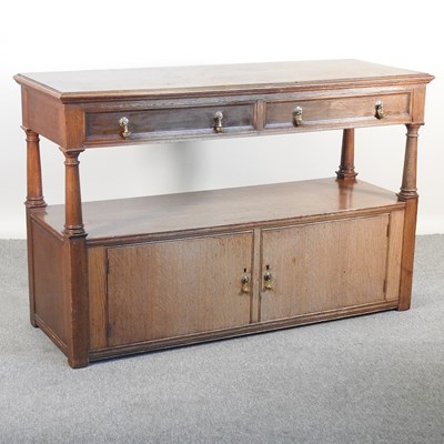 Lot 570 - An Edwardian oak buffet