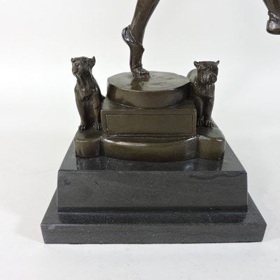 Lot 39 - A bronze figure