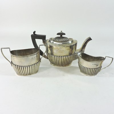 Lot 5 - A Victorian silver tea service