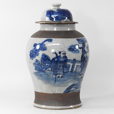 Lot 127 - A Chinese porcelain ginger