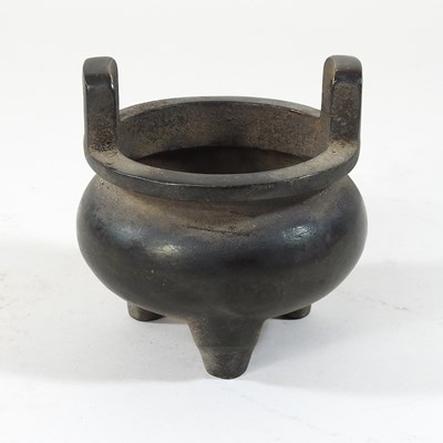 Lot 43 - A Chinese bronze censer